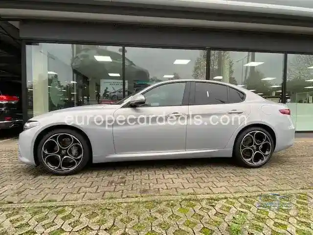 Alfa Romeo Giulia