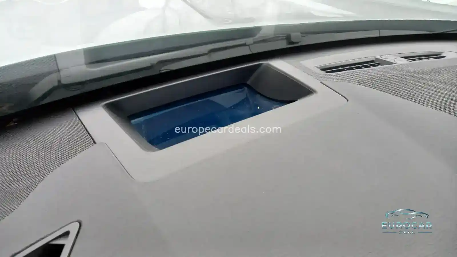 Mitsubishi Plug-in Hybrid Outlander