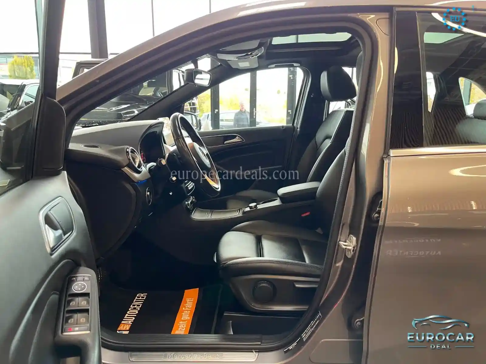 Mercedes-Benz B 220