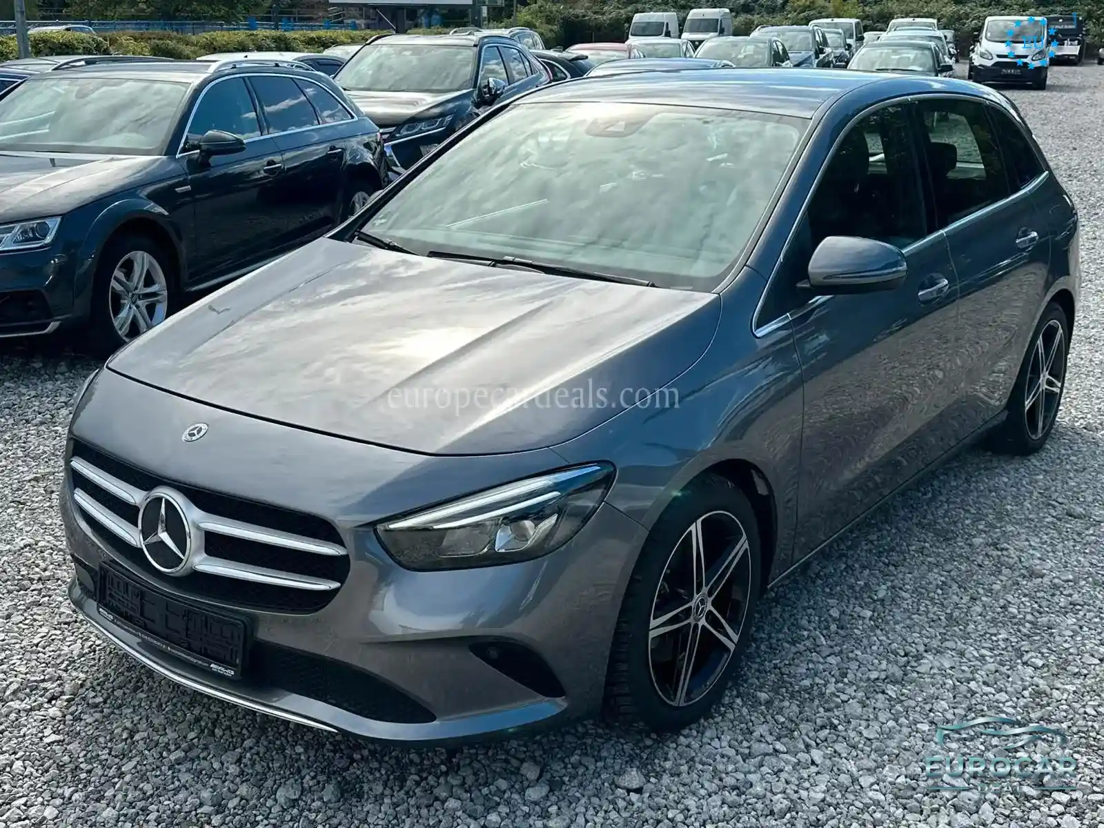 Mercedes-Benz B 220