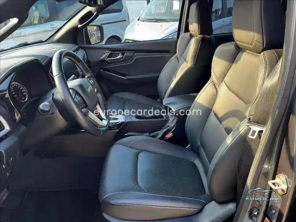 ISUZU D-Max 1.9 td crew N60FF 4×4 auto del 2023
