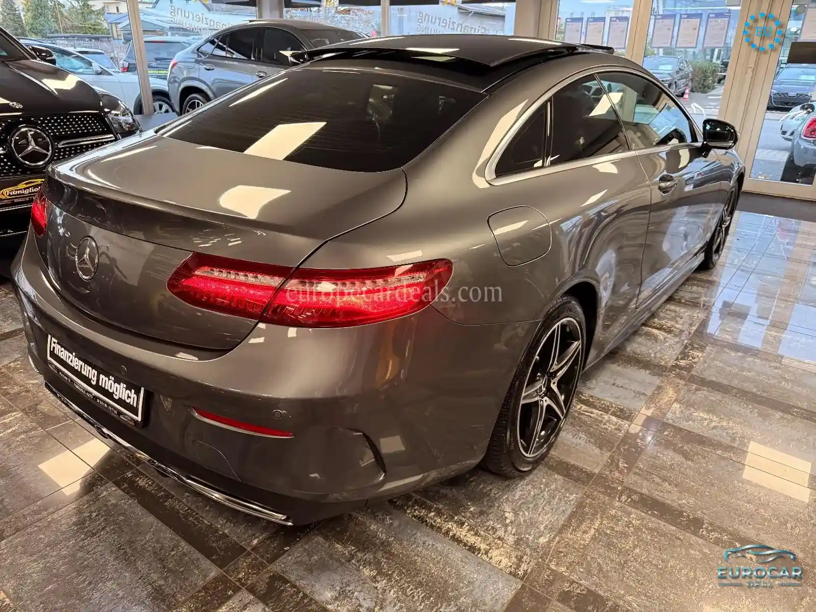 Mercedes-Benz E 200
