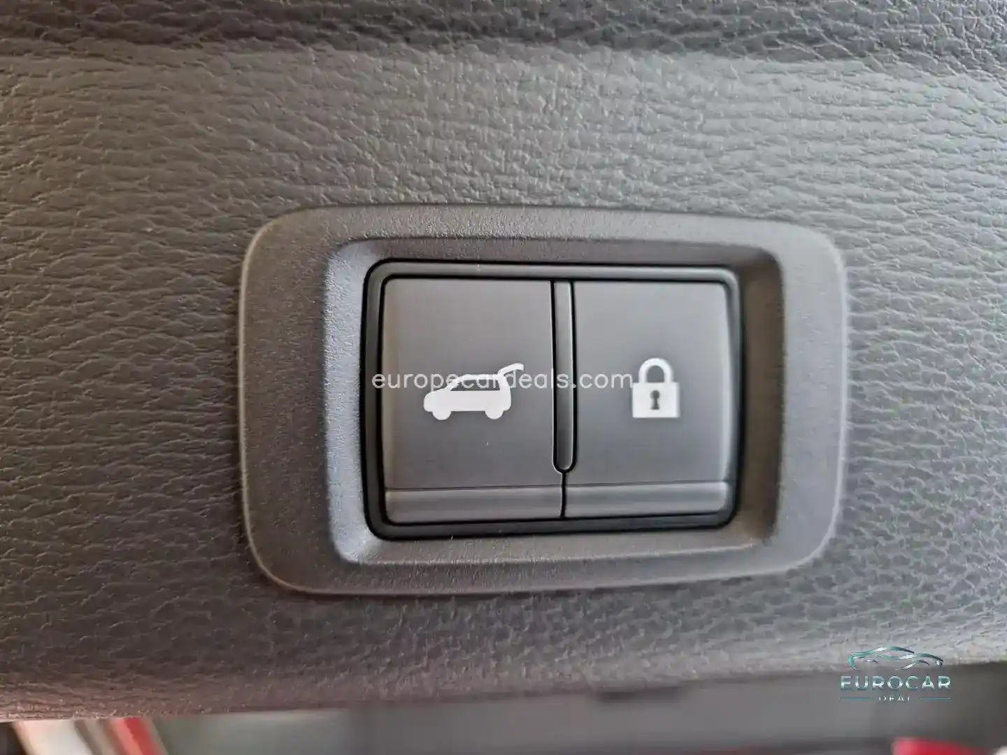 Mitsubishi Plug-in Hybrid Outlander