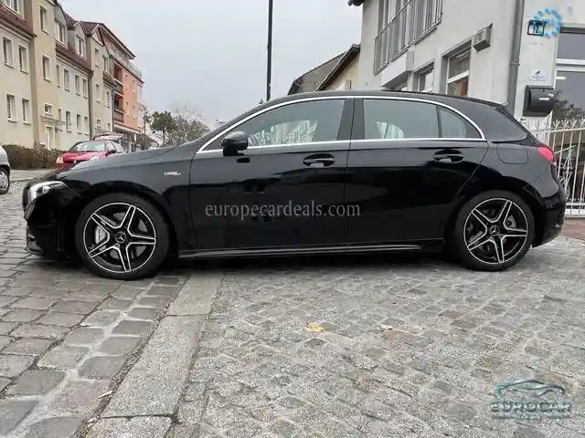 Mercedes-Benz A 35 AMG