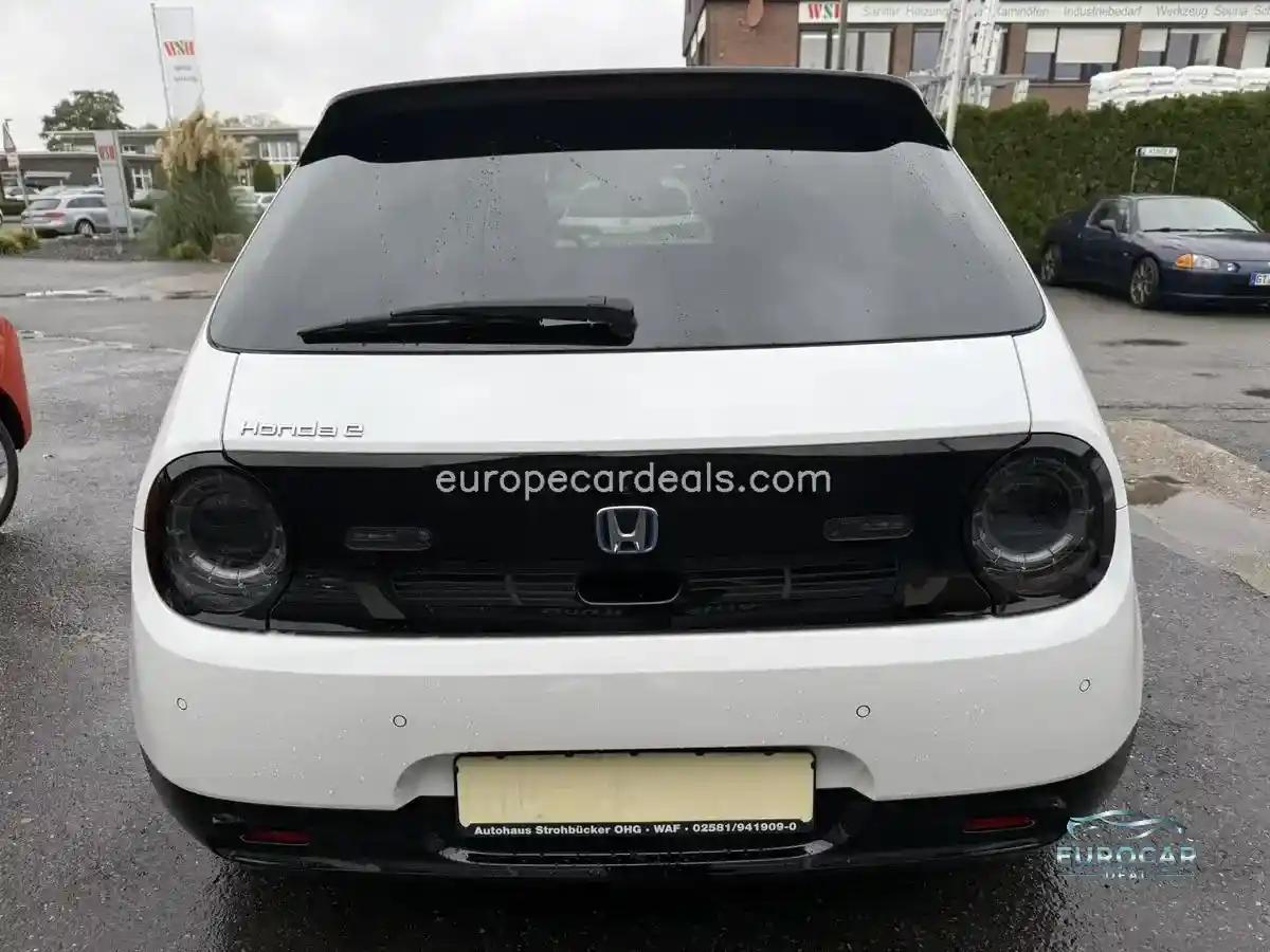 Honda e