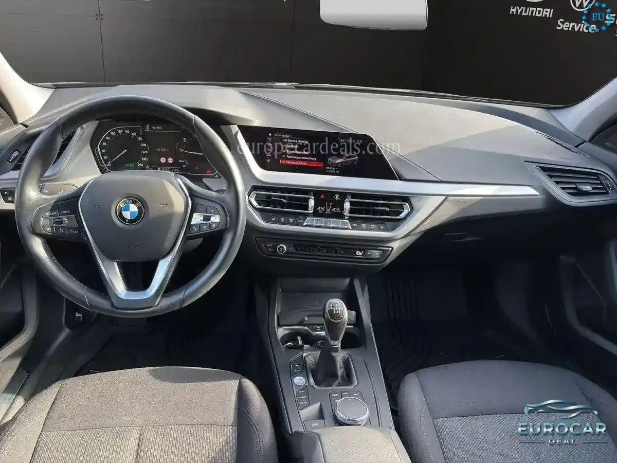 BMW 118