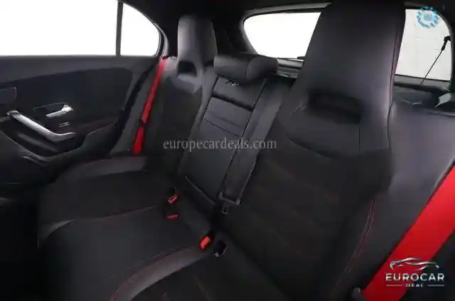 Mercedes-Benz A 35 AMG
