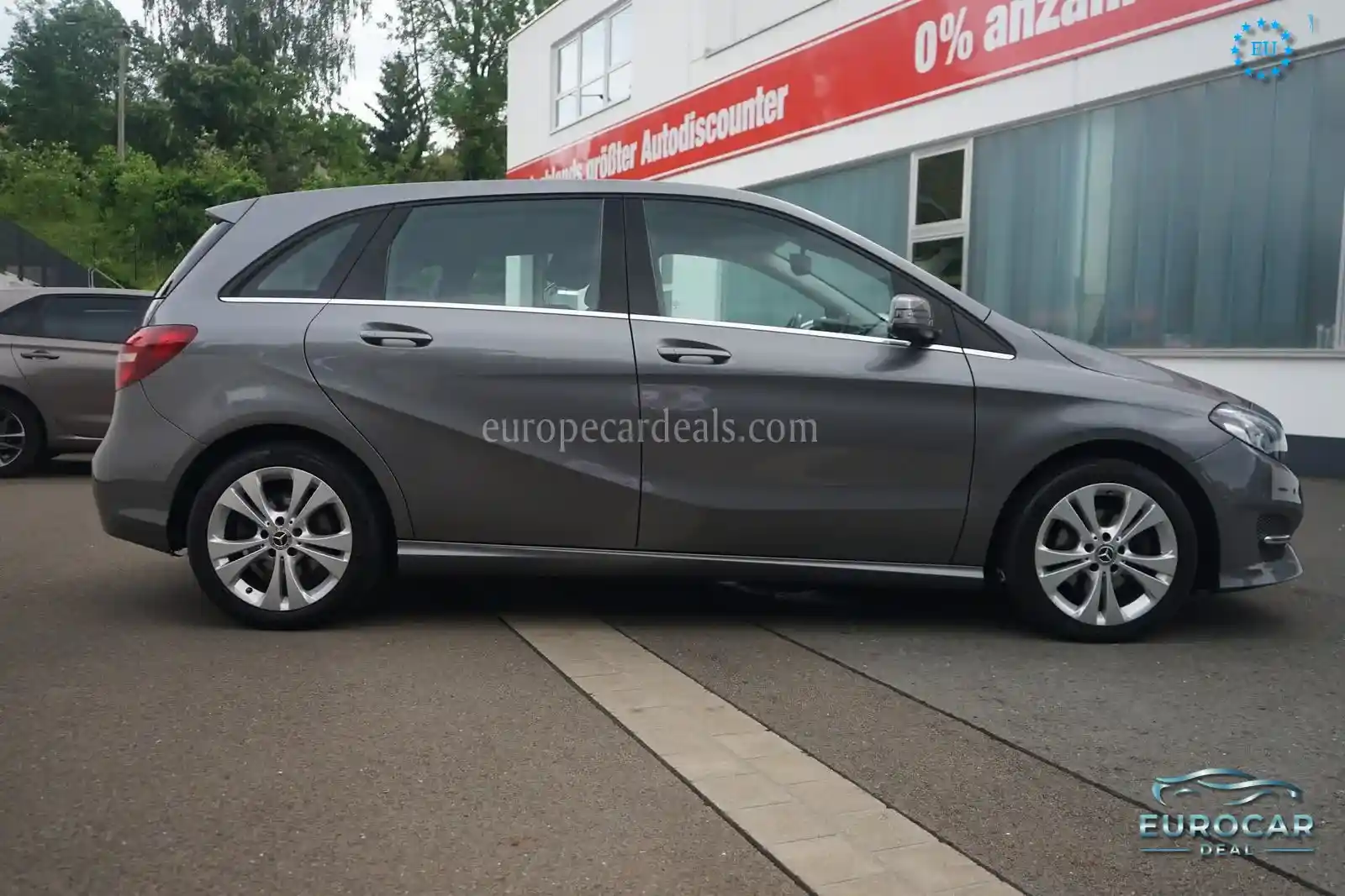 Mercedes-Benz B 200