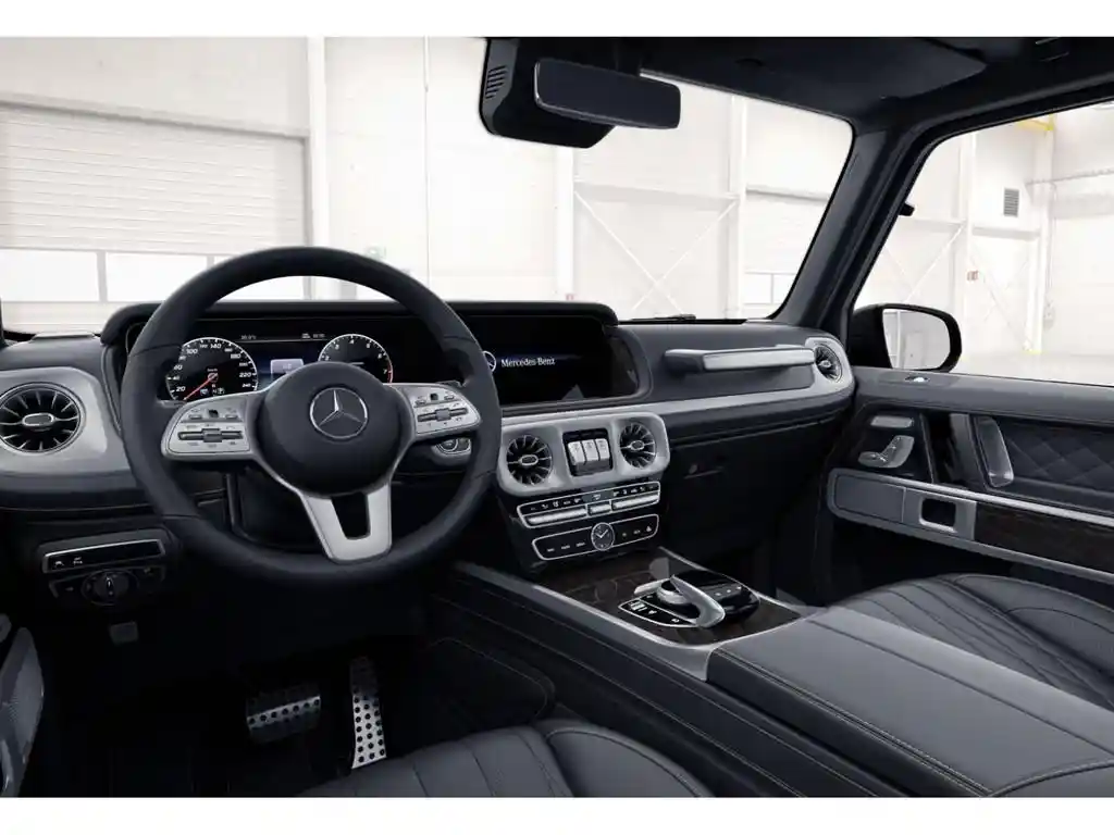 Mercedes-Benz G 500
