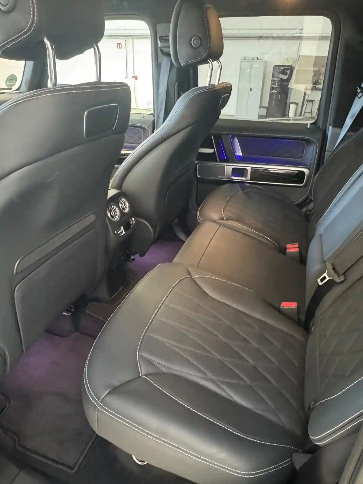Mercedes-Benz G 500