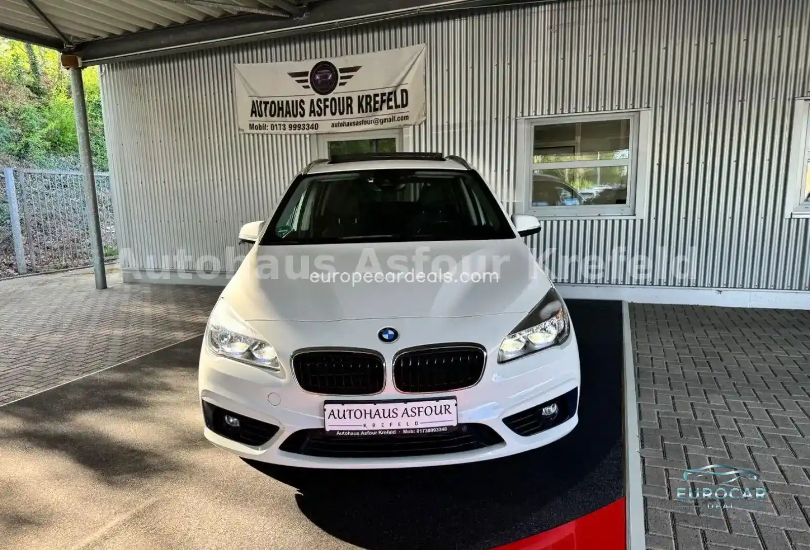 BMW 220