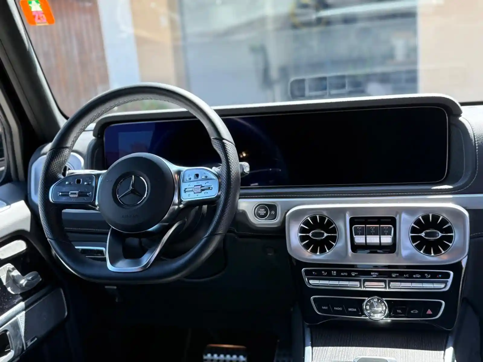 Mercedes-Benz G 500