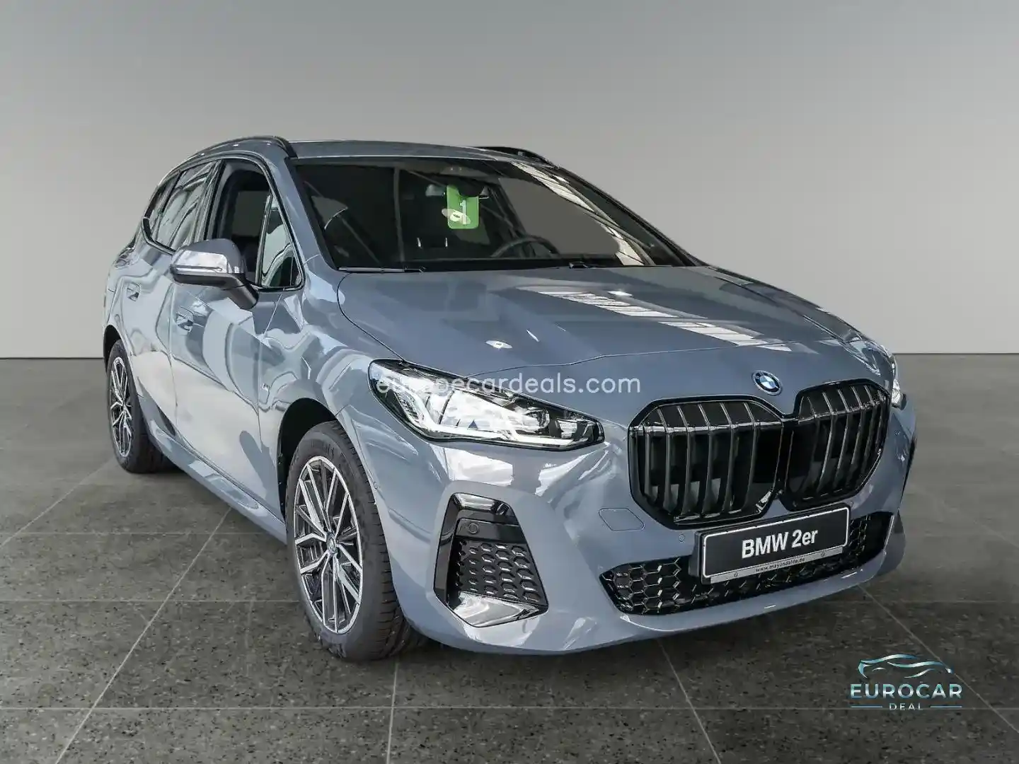 BMW 225