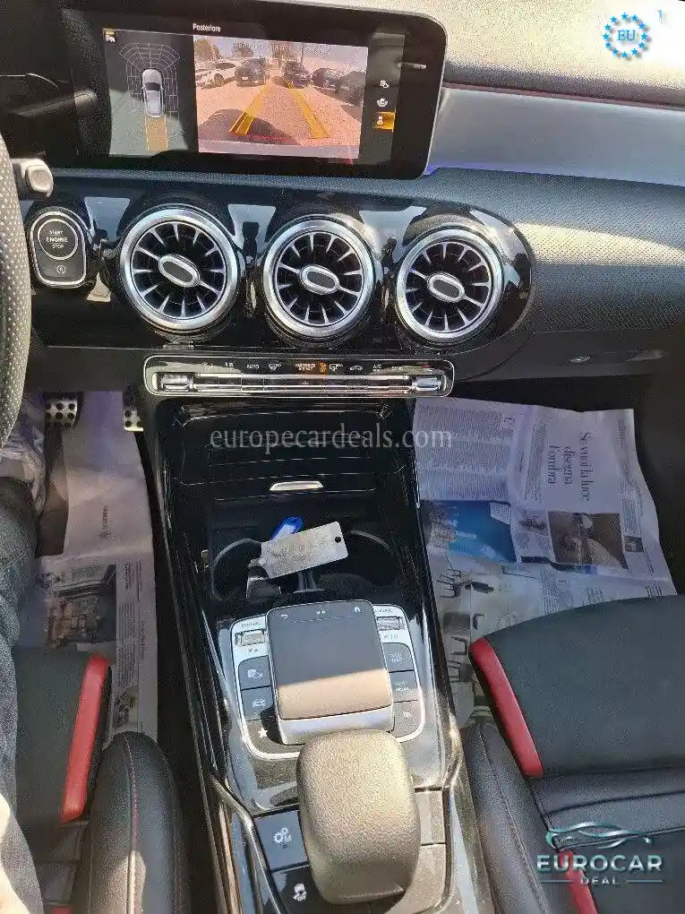 Mercedes-Benz A 35 AMG