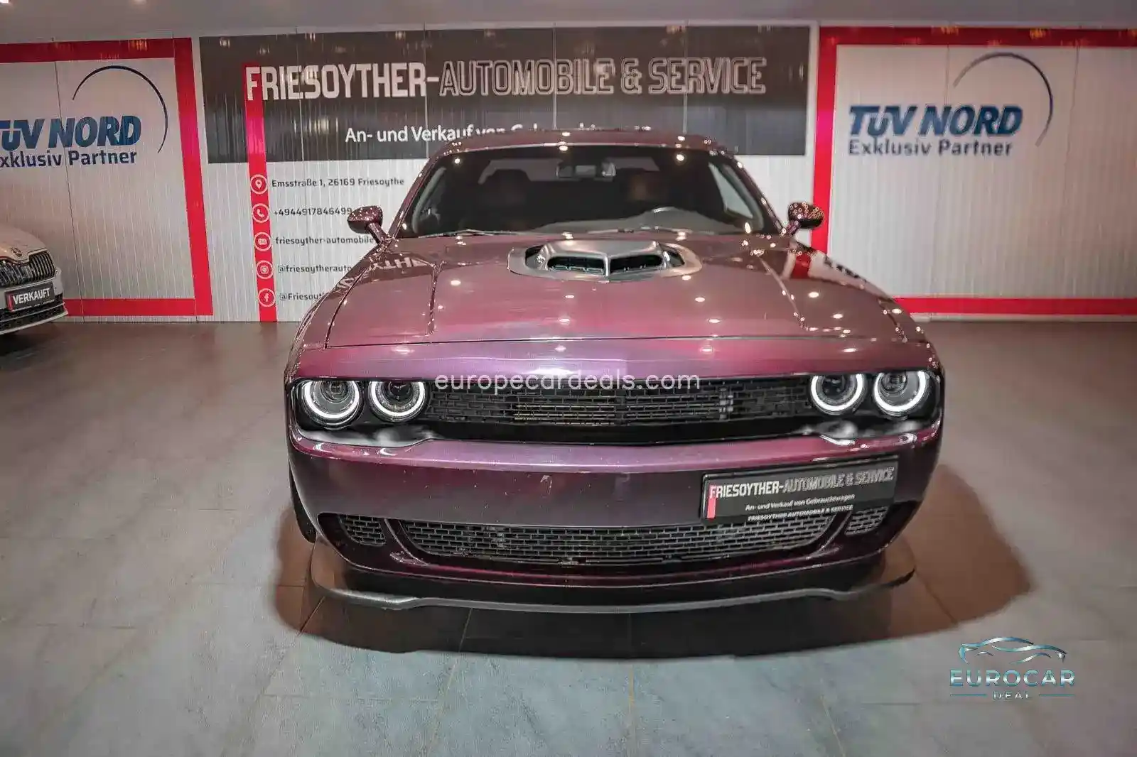 Dodge Challenger