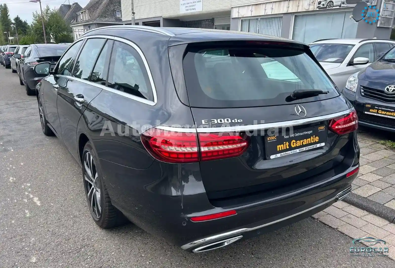Mercedes-Benz E 300