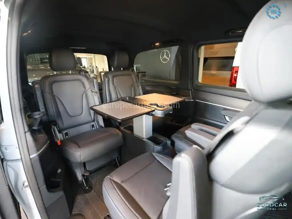 Mercedes-Benz V 250