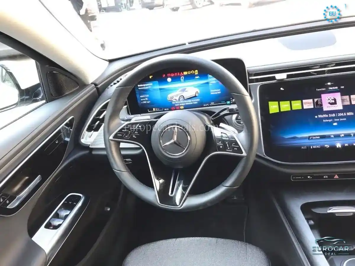 Mercedes-Benz E 200