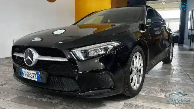 Mercedes-Benz A 180