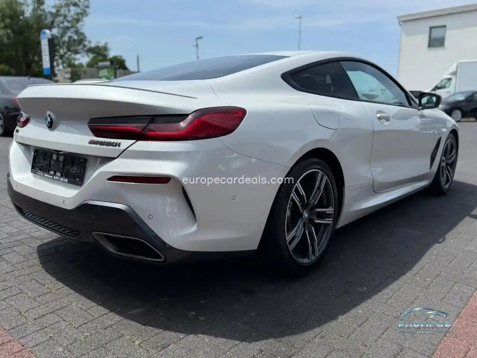 BMW M850