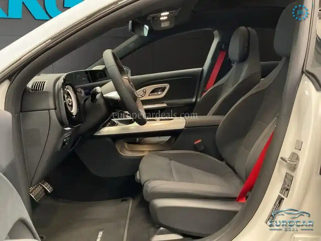 Mercedes-Benz CLA 350