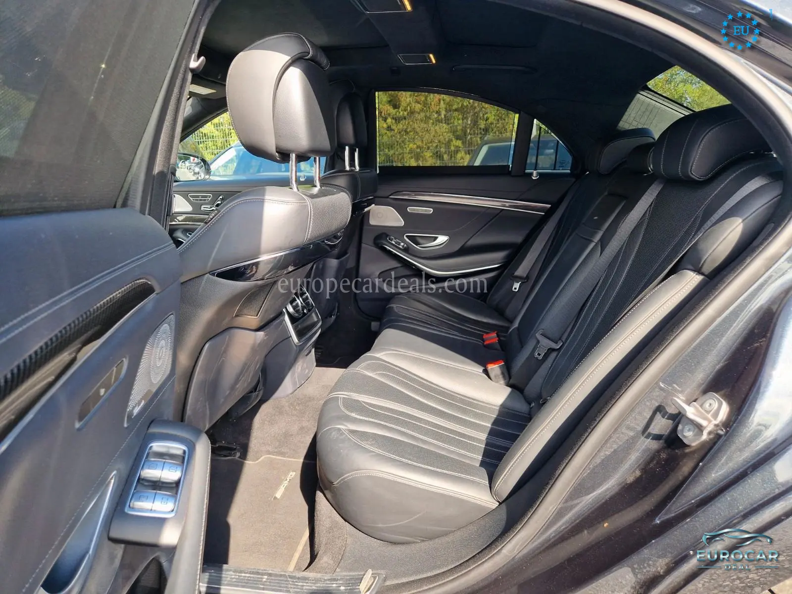 Mercedes-Benz S 560