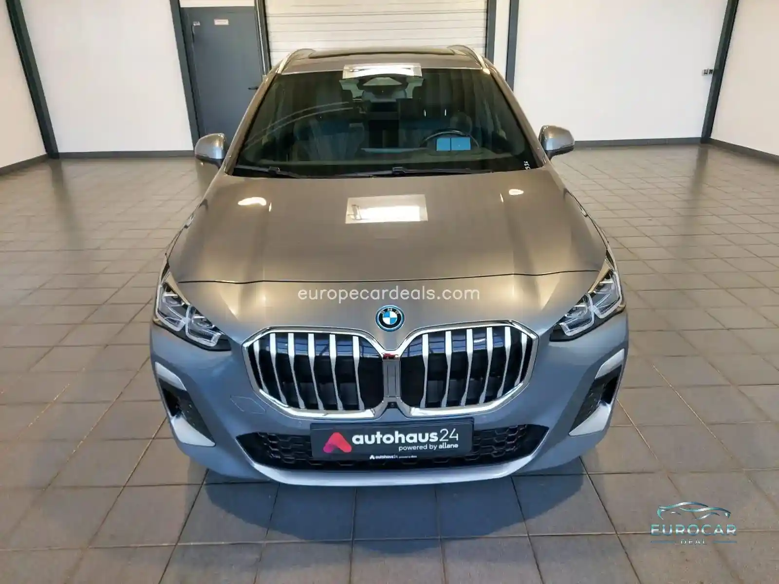 BMW 225