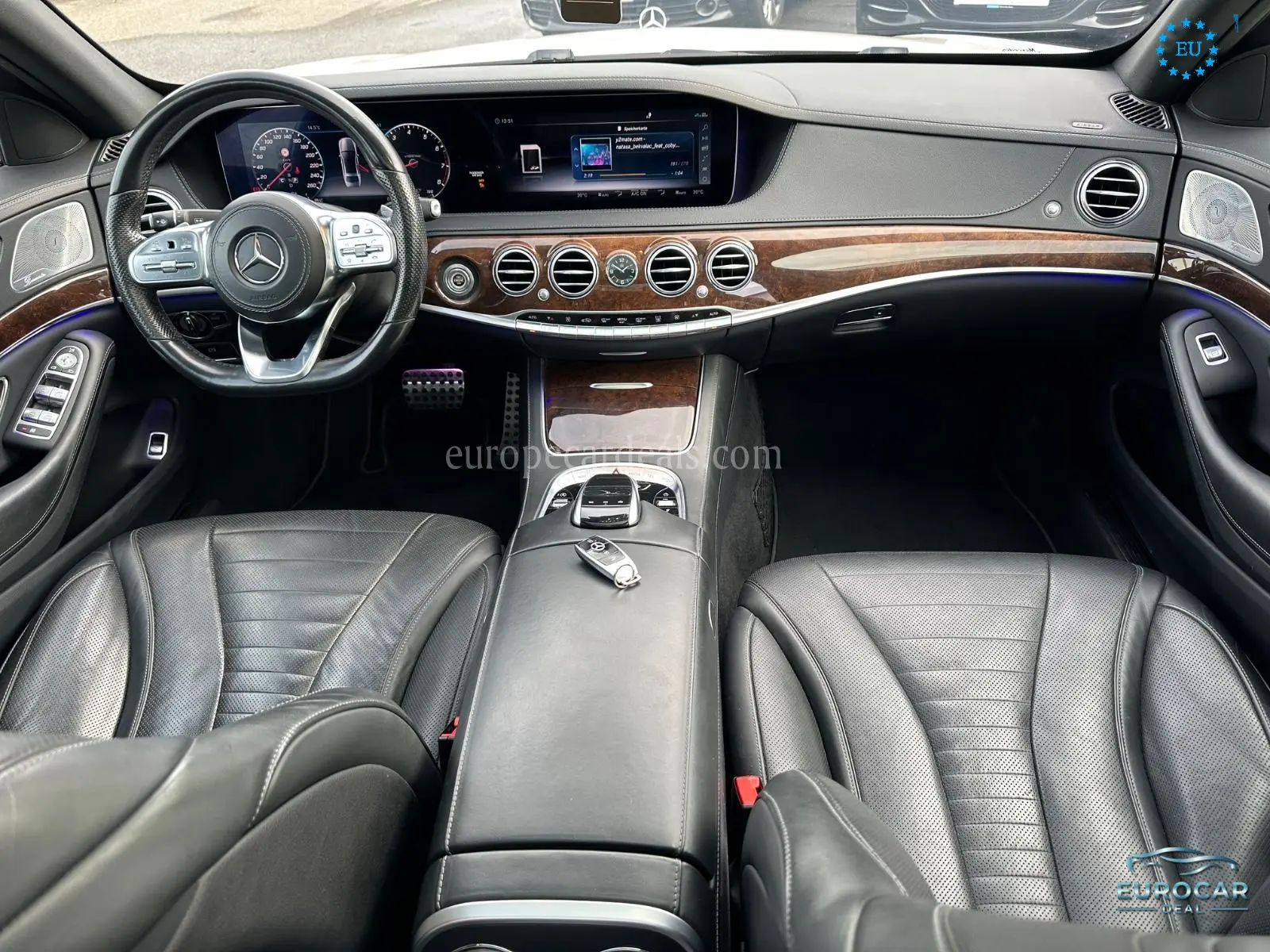 Mercedes-Benz S 560