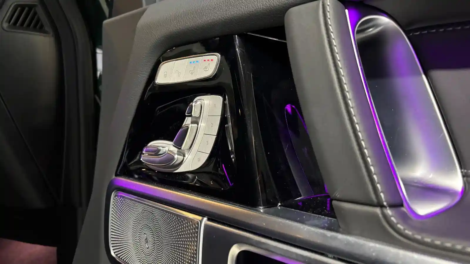 Mercedes-Benz G 500