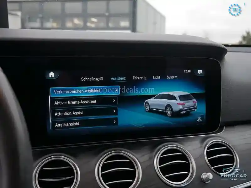 Mercedes-Benz E 220