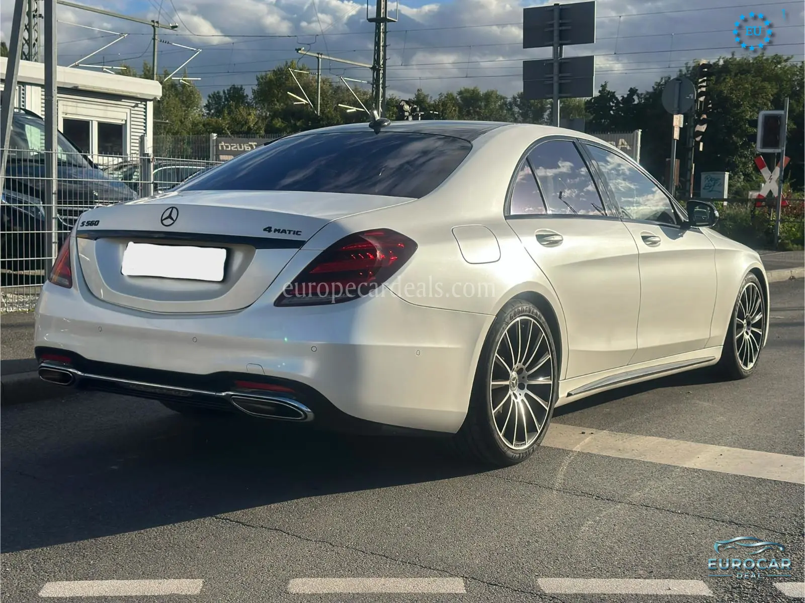 Mercedes-Benz S 560