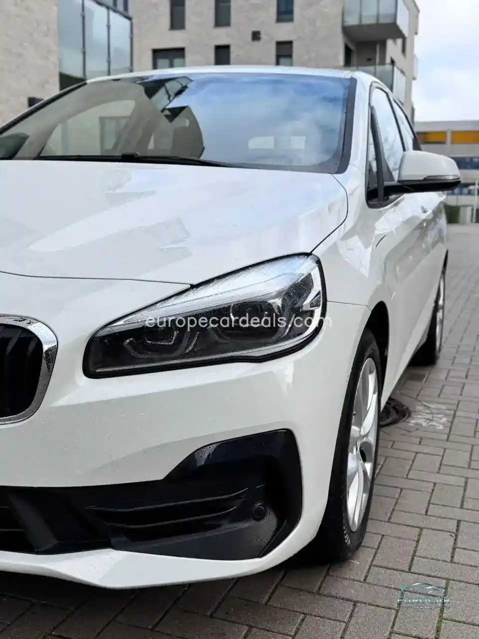 BMW 225
