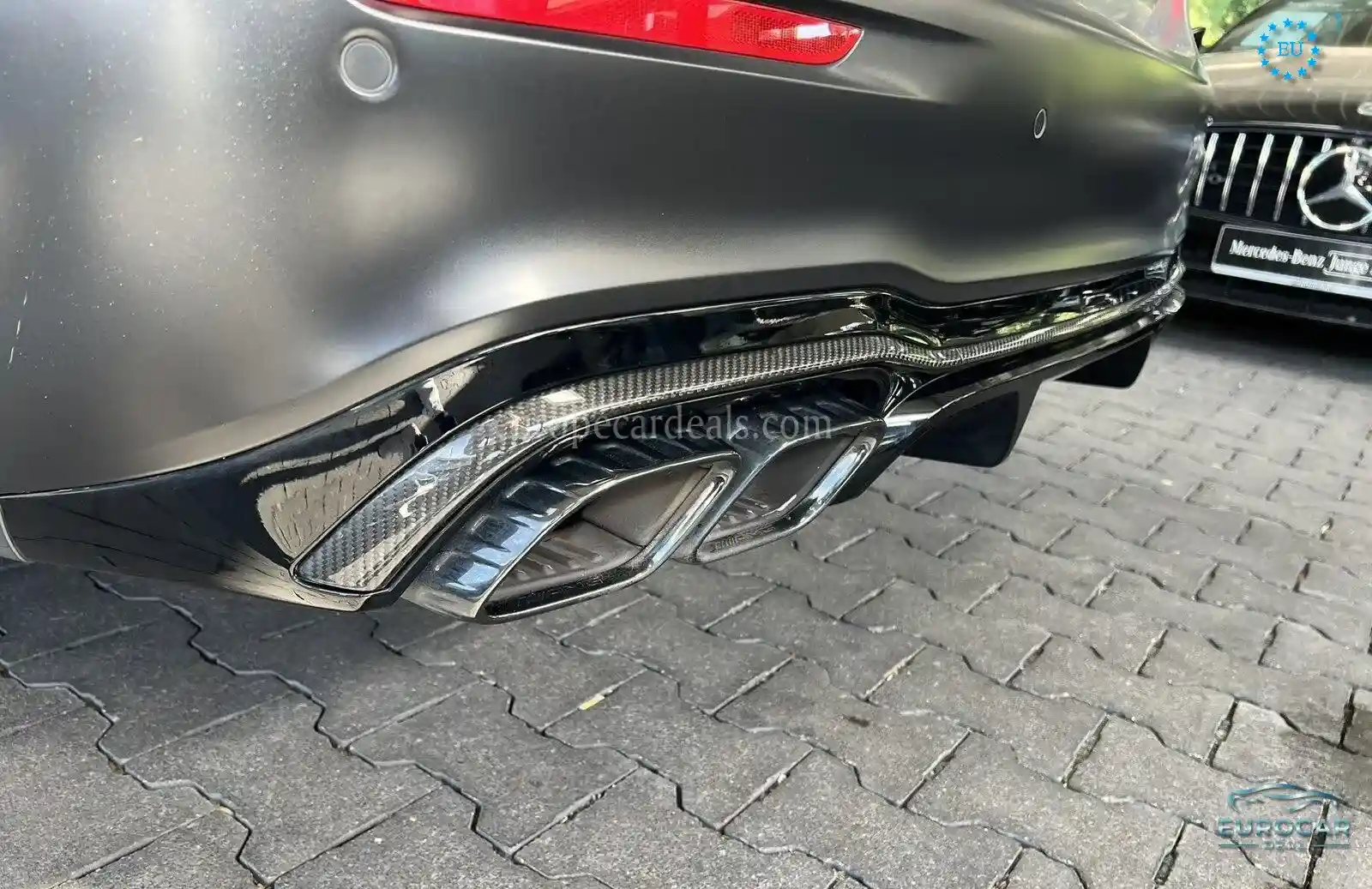Mercedes-Benz E 63 AMG