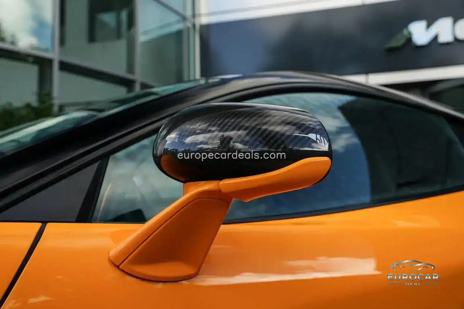 McLaren GT