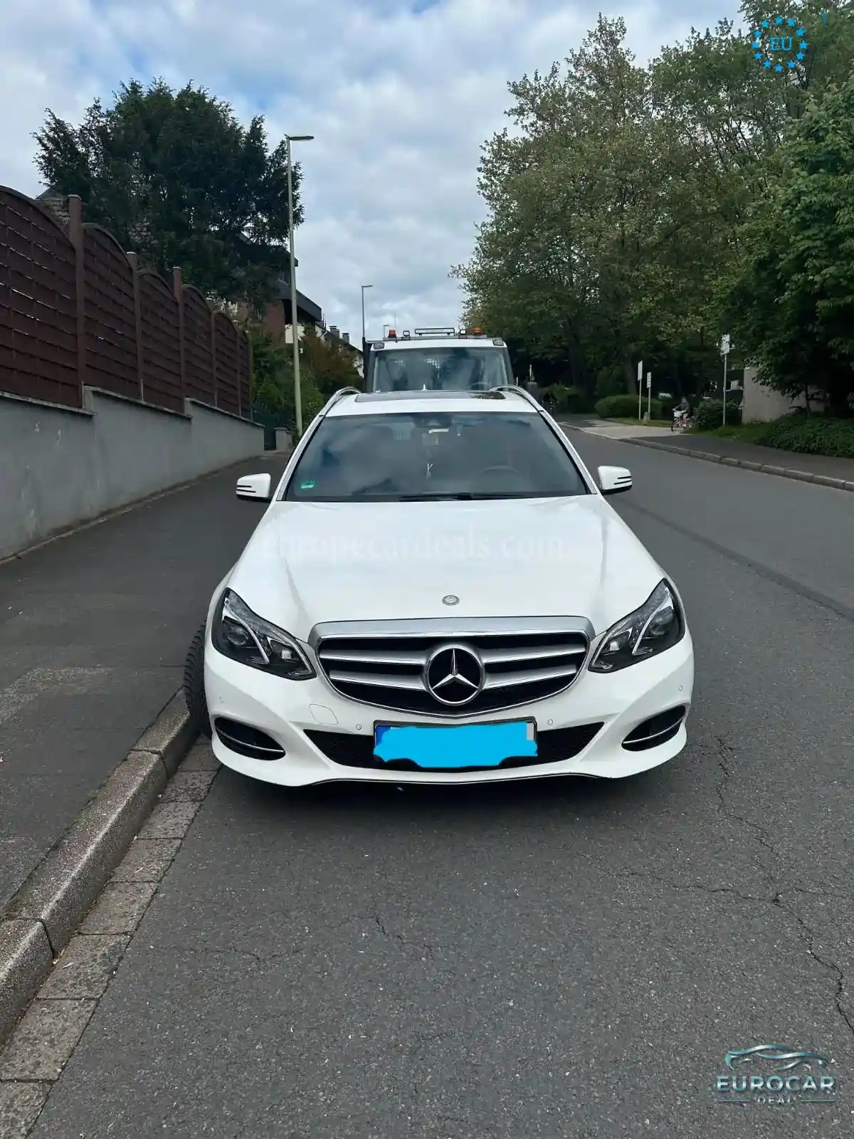 Mercedes-Benz E 200
