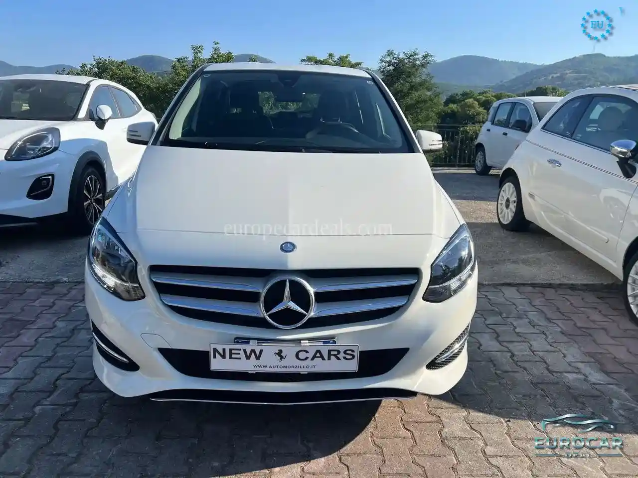 Mercedes-Benz B 180