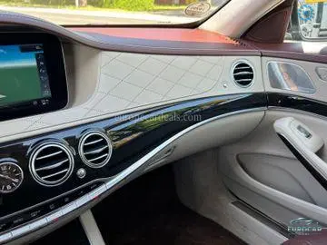 Mercedes-Benz S 560