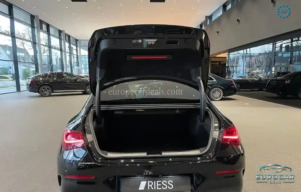 Mercedes-Benz CLA 220
