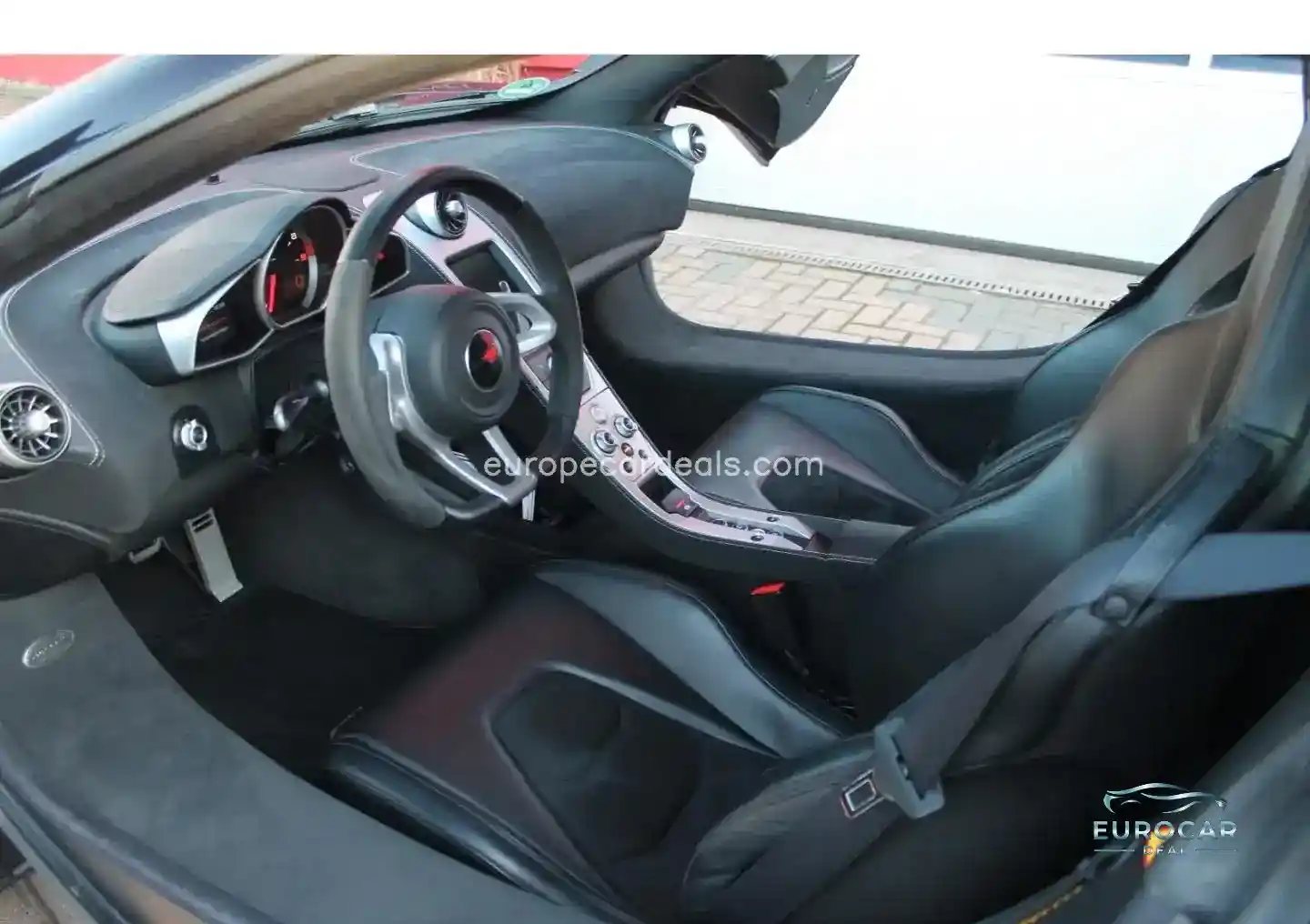 McLaren MP4-12C