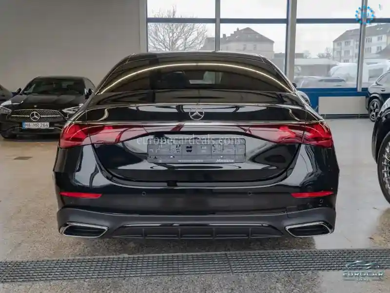 Mercedes-Benz E 220
