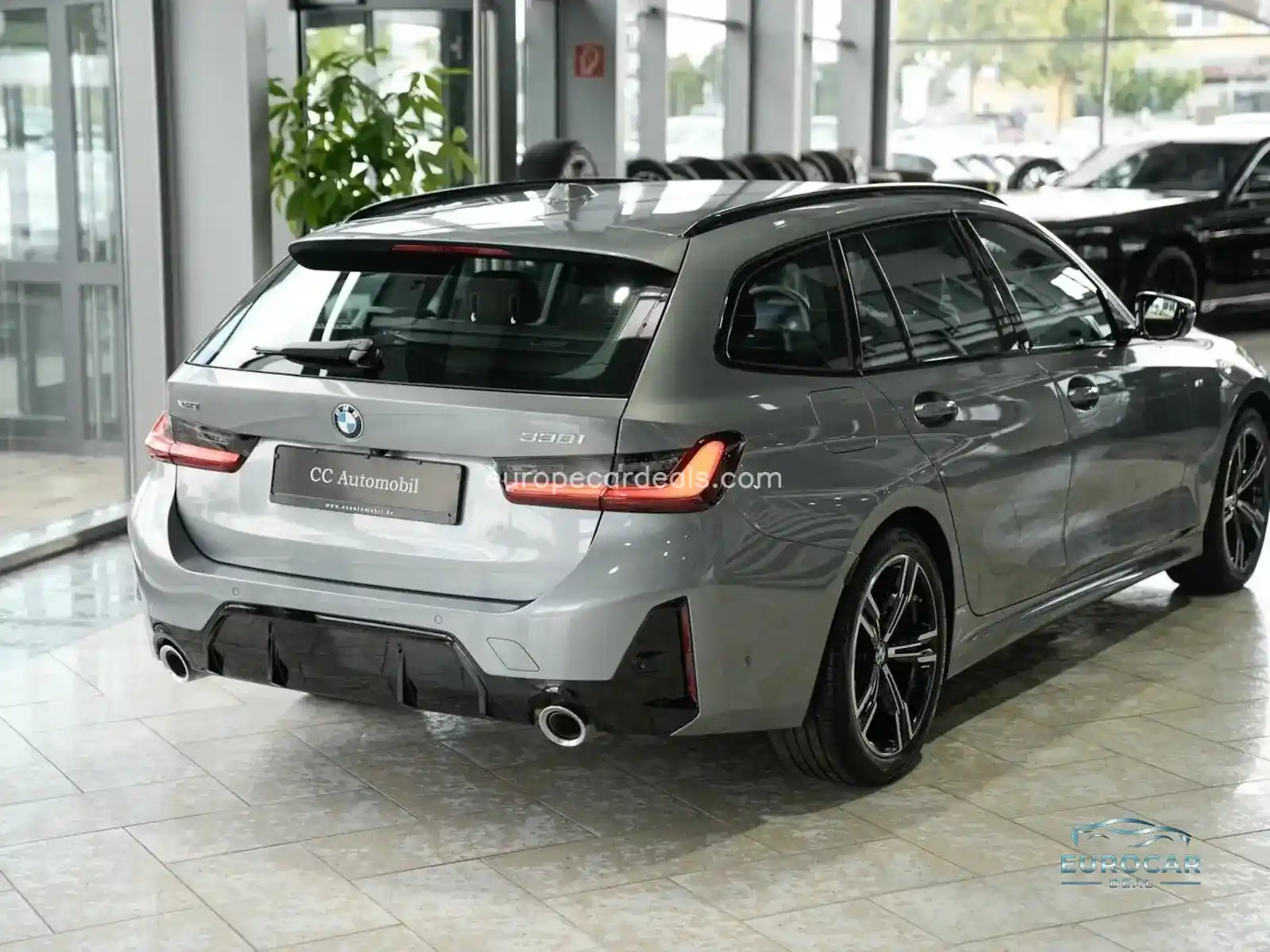 BMW 330