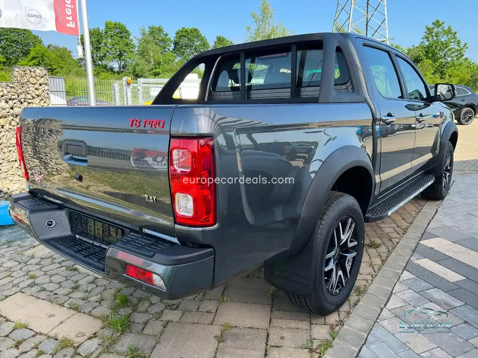 JAC 8 Pro