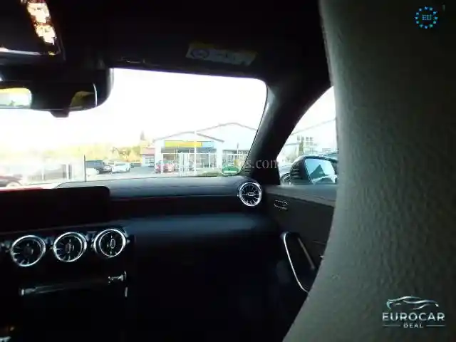 Mercedes-Benz CLA 200 Shooting Brake
