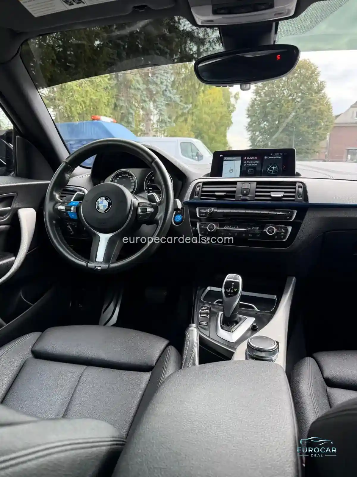 BMW M240i