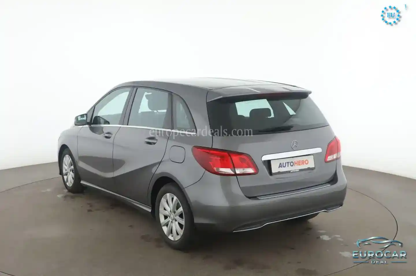 Mercedes-Benz B 180