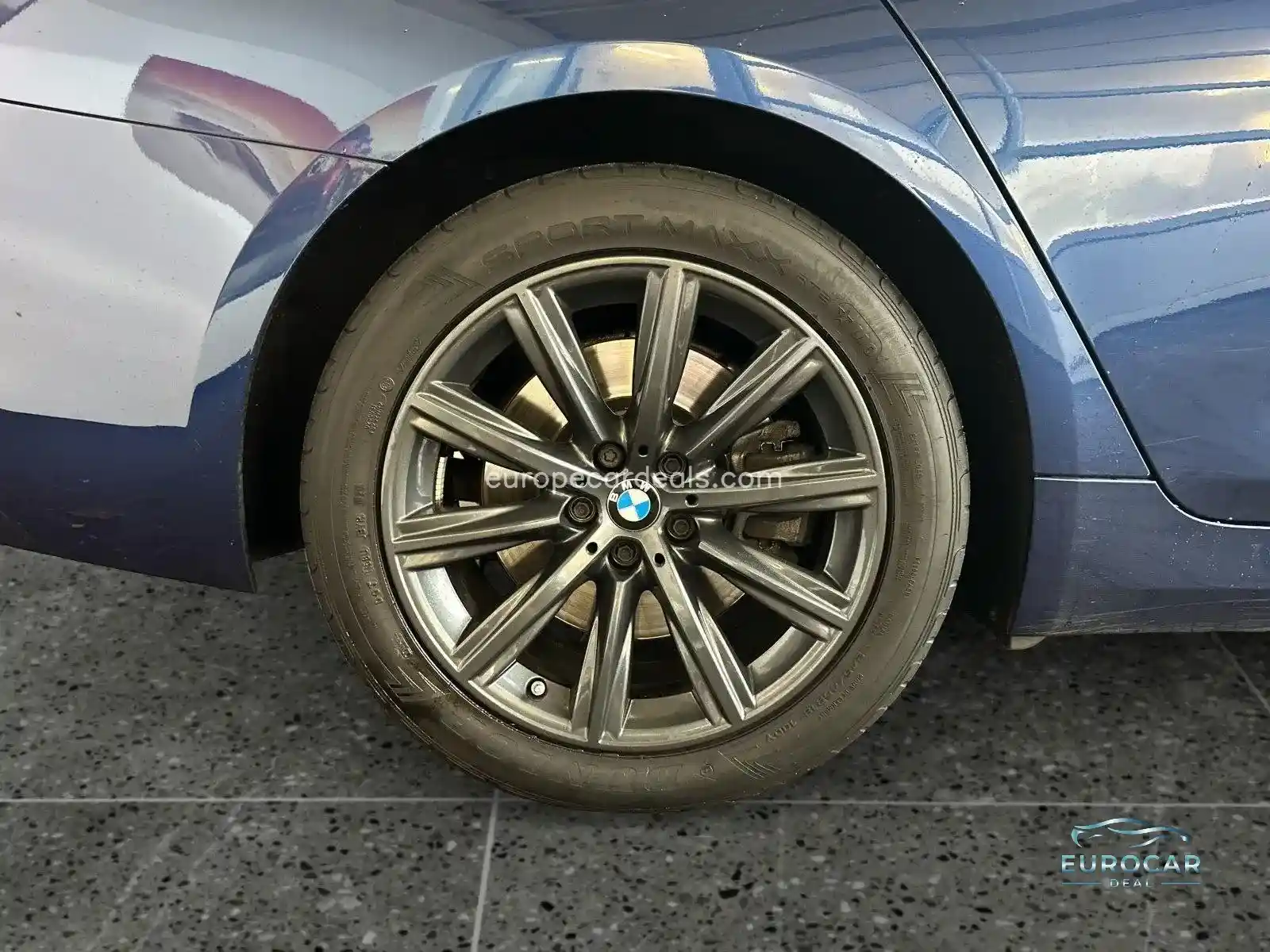 BMW 530