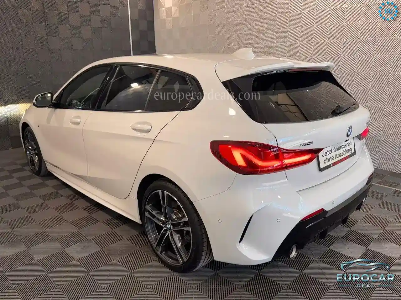 BMW 120