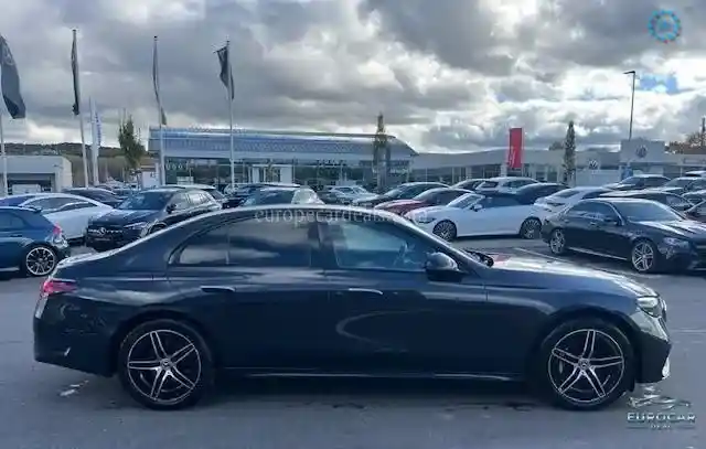 Mercedes-Benz E 300