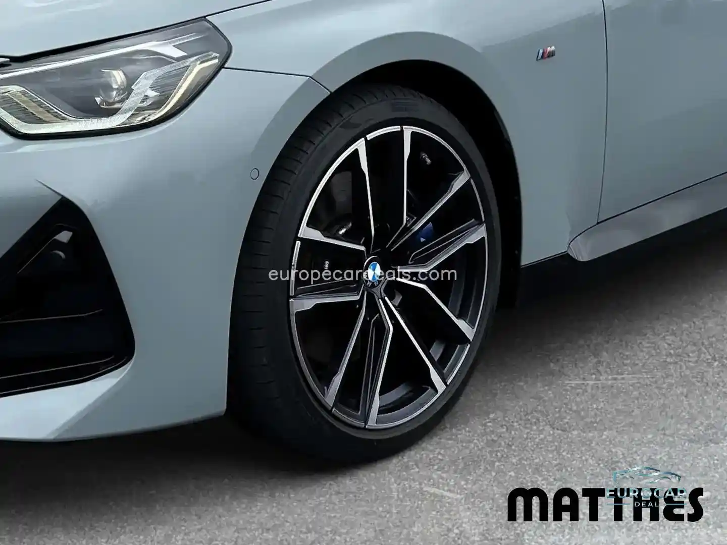 BMW M240i