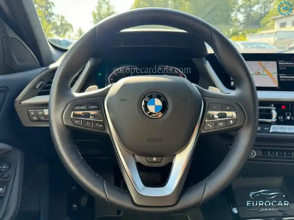BMW 120
